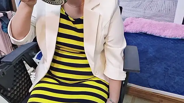 MichiLovely online show from 7, 11, 2025