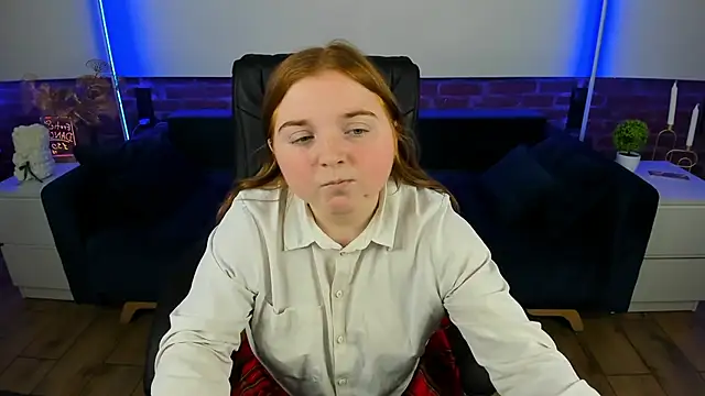 KattyRose8 online show from 18, 9, 2025