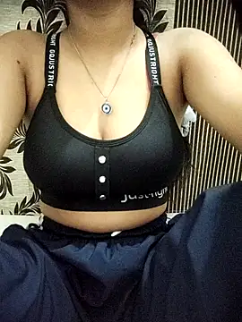 Nikita-Singh88 online show from 13, 10, 2025