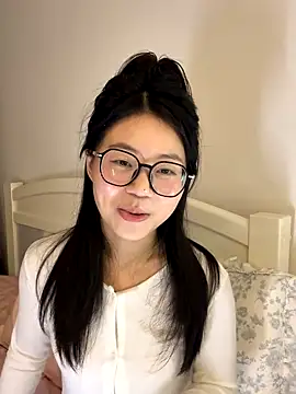 Ella-A9 online show from 13, 11, 2025