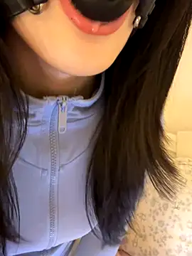 Ella-A9 online show from 21, 11, 2025