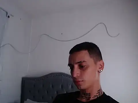 Snapshot of xalejo_max chatting on 23, 9, 2025 xalejo max online show from 23, 9, 2025