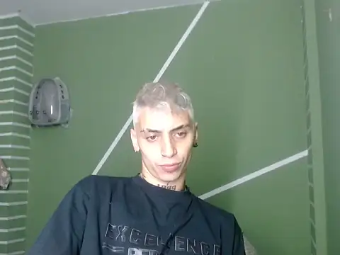 Snapshot of xalejo_max chatting on 13, 1, 2026 xalejo max online show from 13, 1, 2026