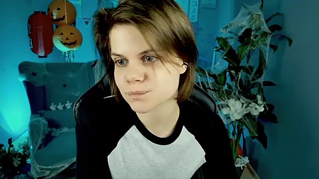 EllieMurler online show from 1, 11, 2025