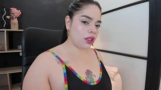 Snapshot of sunnypaytton chatting on 17, 9, 2025 sunnypaytton online show from 17, 9, 2025