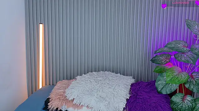 Celeste Presstigge online show from 5, 3, 2026