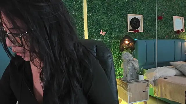 Linagh  online show from 10, 1, 2026