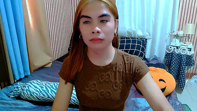 mikhaylahanderson online show from 2, 10, 2025