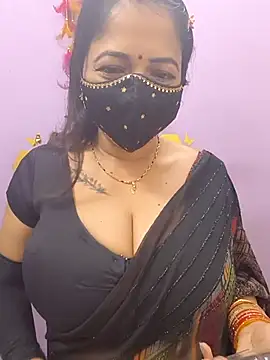 Snapshot of Queen_Nightt chatting on 13, 10, 2025 Queen Nightt online show from 13, 10, 2025