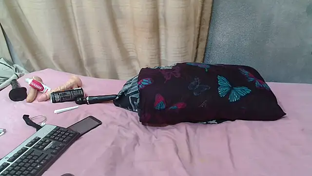 curvydarckcohocolate online show from 11, 2, 2026