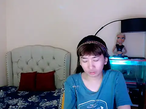 Snapshot of ShantalFoxxy_ chatting on 2, 4, 2026 ShantalFoxxy online show from 2, 4, 2026