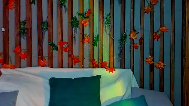 Lori Williams online show from 19, 12, 2025