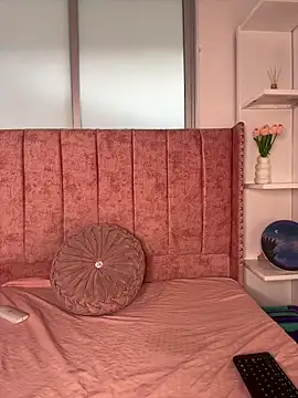 salomecute21 online show from 6, 2, 2026