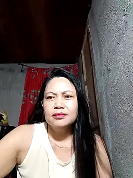 Everleigh mom online show from 16, 12, 2025