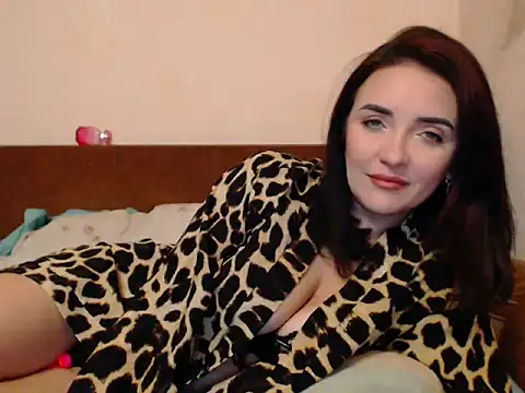 Veronica-Luxs online show from 13, 10, 2025