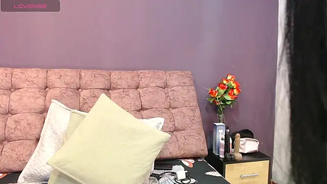 KateWelsin online show from 16, 12, 2025