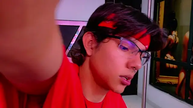 Snapshot of alandelrey57 chatting on 14, 9, 2025 alandelrey57 online show from 14, 9, 2025