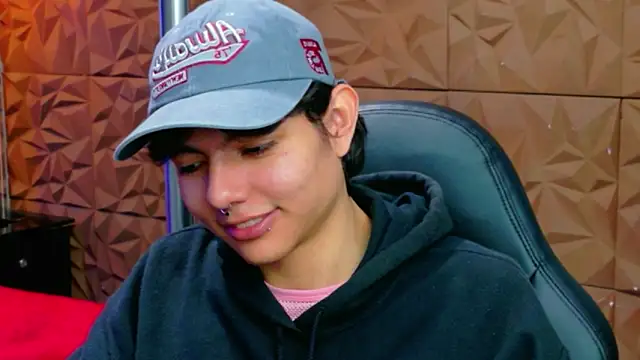 alandelrey57 online show from 24, 2, 2026