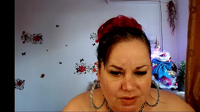 Snapshot of andreea2011 chatting on 17, 11, 2025 andreea2011 online show from 17, 11, 2025