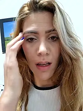 Elianasuarezz online show from 17, 1, 2026