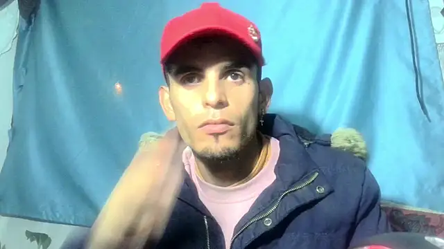 Snapshot of yourskinnybooy chatting on 13, 9, 2025 yourskinnybooy online show from 13, 9, 2025