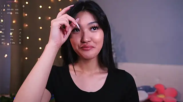 Snapshot of FancyEsten chatting on 30, 11, 2025 FancyEsten online show from 30, 11, 2025