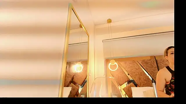 zarah andrew   online show from 11, 11, 2025