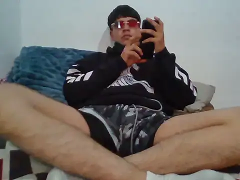 Barrx0018 online show from 18, 12, 2025