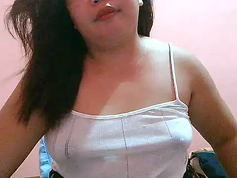 Snapshot of fresh_rosie chatting on 21, 6, 2026 fresh rosie online show from 21, 6, 2026