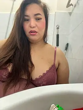 ashleygrahamts online show from 16, 11, 2025