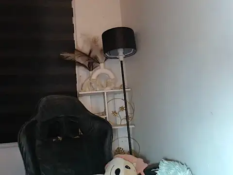 Asian gregor online show from 23, 9, 2025