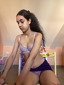 Snapshot of Sora_pasquale chatting on 25, 9, 2025 Sora pasquale online show from 25, 9, 2025