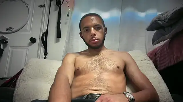 Snapshot of DERTYLAY chatting on 18, 12, 2025 DERTYLAY online show from 18, 12, 2025