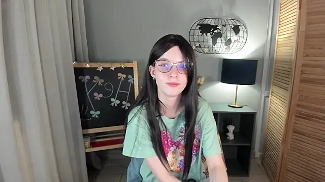 Madelaineses online show from 26, 11, 2025