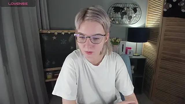 Madelaineses online show from 13, 1, 2026