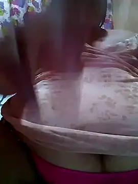 Snapshot of Huge_mama69 chatting on 14, 10, 2025 Huge mama69 online show from 14, 10, 2025