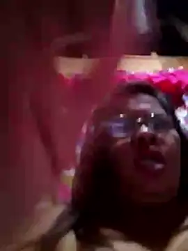 Snapshot of Huge_mama69 chatting on 19, 12, 2025 Huge mama69 online show from 19, 12, 2025