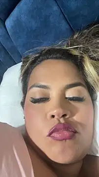 EmilyDuran  online show from 9, 4, 2026