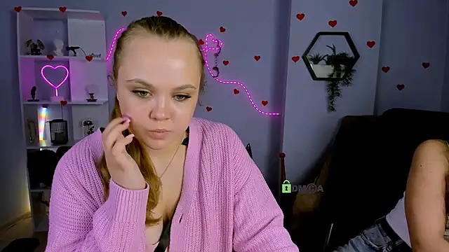 Snapshot of keri_ti chatting on 8, 6, 2026 keri ti online show from 8, 6, 2026