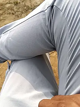 Snapshot of hard_boy9455 chatting on 9, 1, 2026 hard boy9455 online show from 9, 1, 2026