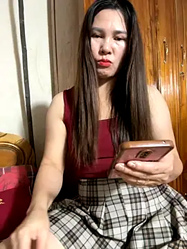 Moan Mary online show from 7, 10, 2025