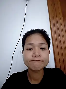 Snapshot of Xoxo_x20 chatting on 13, 10, 2025 Xoxo x20 online show from 13, 10, 2025