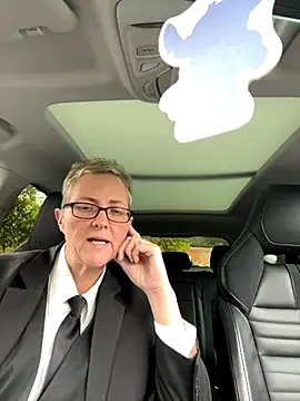 Curvy-Jinx online show from 27, 10, 2025