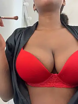 VictoriaKroft online show from 15, 7, 2026