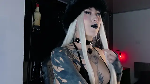 Angelabl0odborne online show from 29, 9, 2025