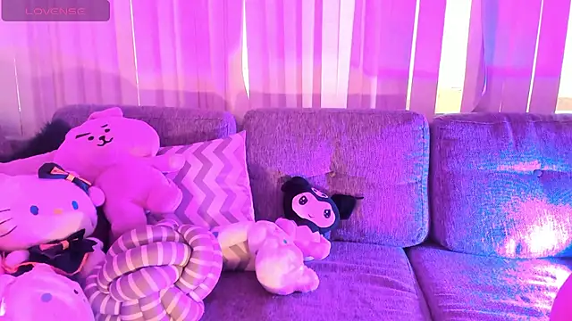 Snapshot of Melody-chers chatting on 1, 12, 2025 Melody-chers online show from 1, 12, 2025