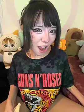 Snapshot of Kitty_yukimura chatting on 4, 6, 2026 Kitty yukimura online show from 4, 6, 2026