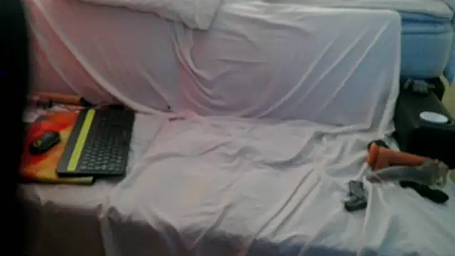 Luv2SuckBWC92 online show from 25, 10, 2025