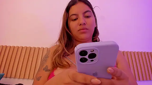 OliviaSweett online show from 13, 11, 2025