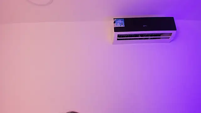 OliviaSweett online show from 8, 2, 2026